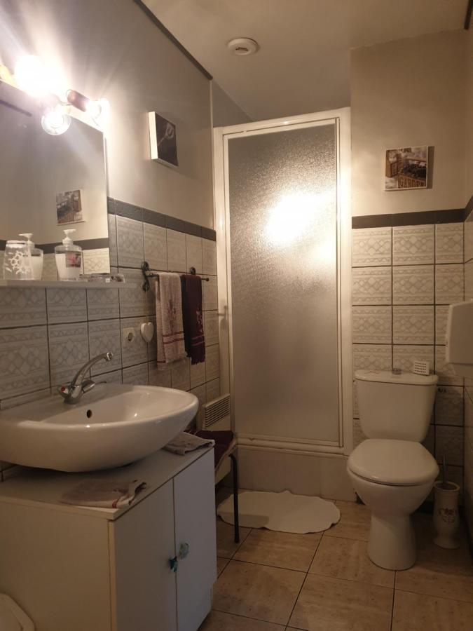 Favières Les Garennes Bed & Breakfast エクステリア 写真