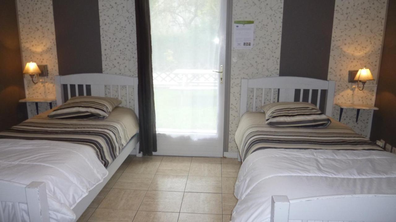Favières Les Garennes Bed & Breakfast エクステリア 写真