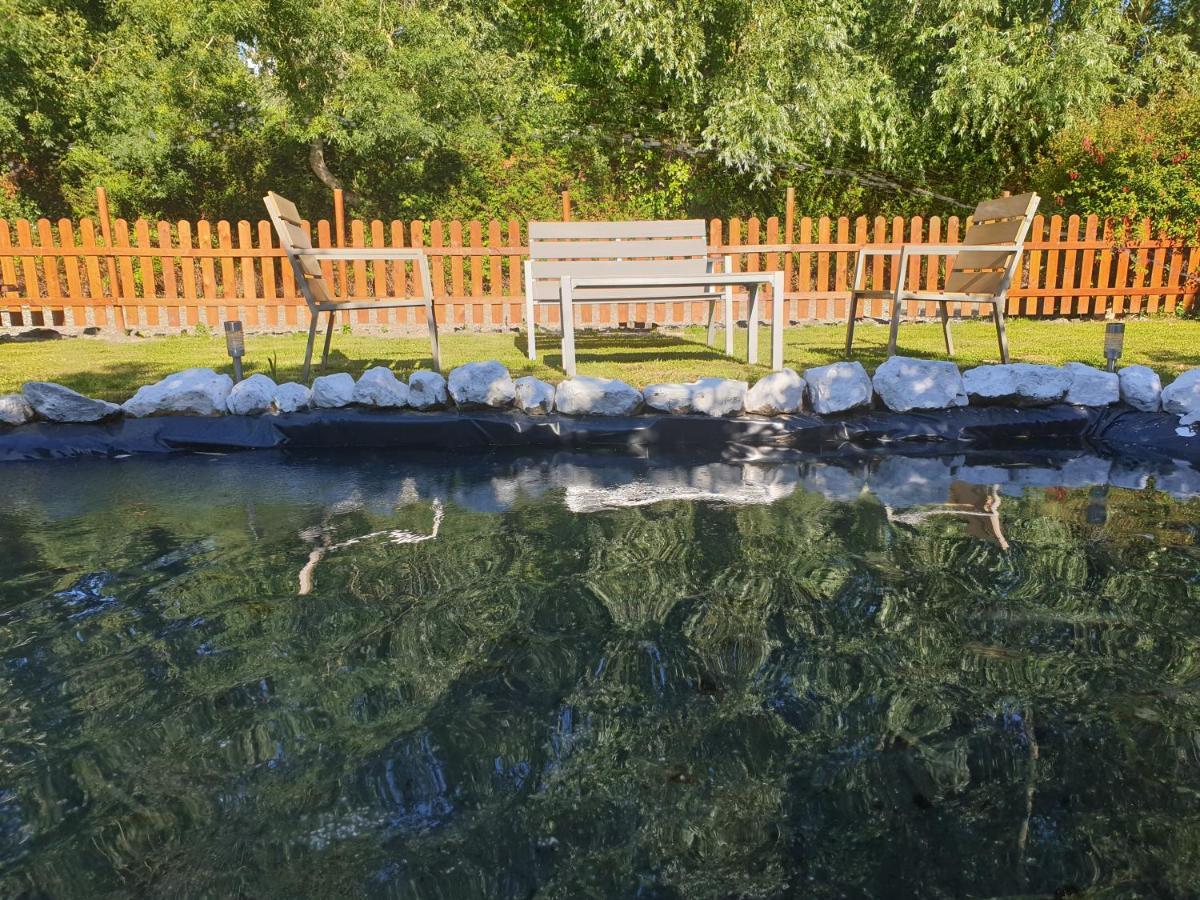 Favières Les Garennes Bed & Breakfast エクステリア 写真